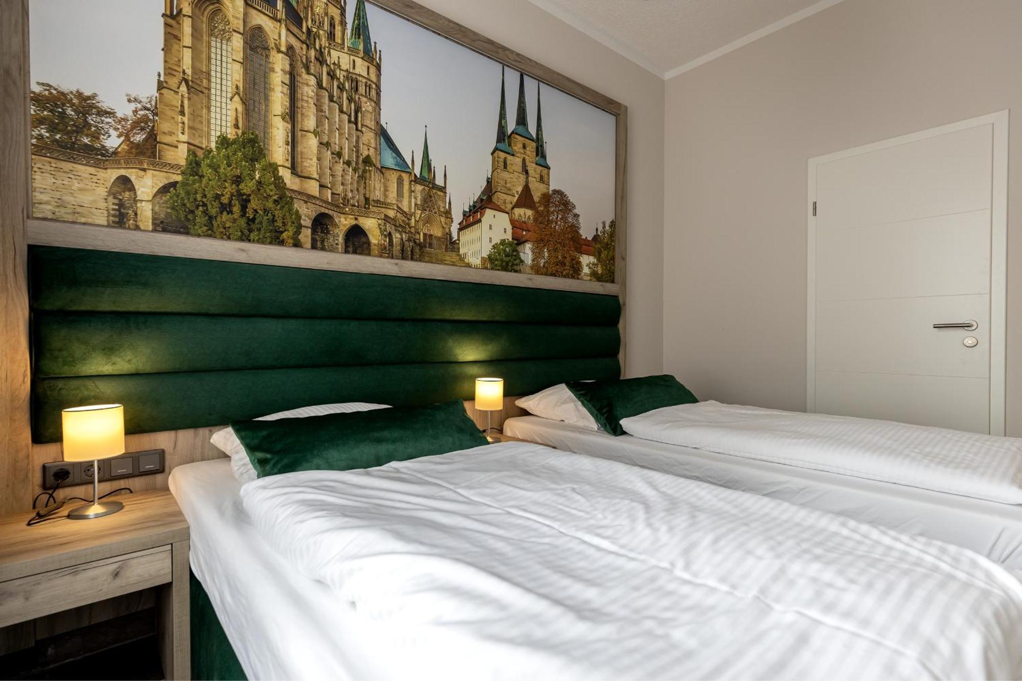 Hotel Garni " Am Domplatz" Erfurt Exterior photo