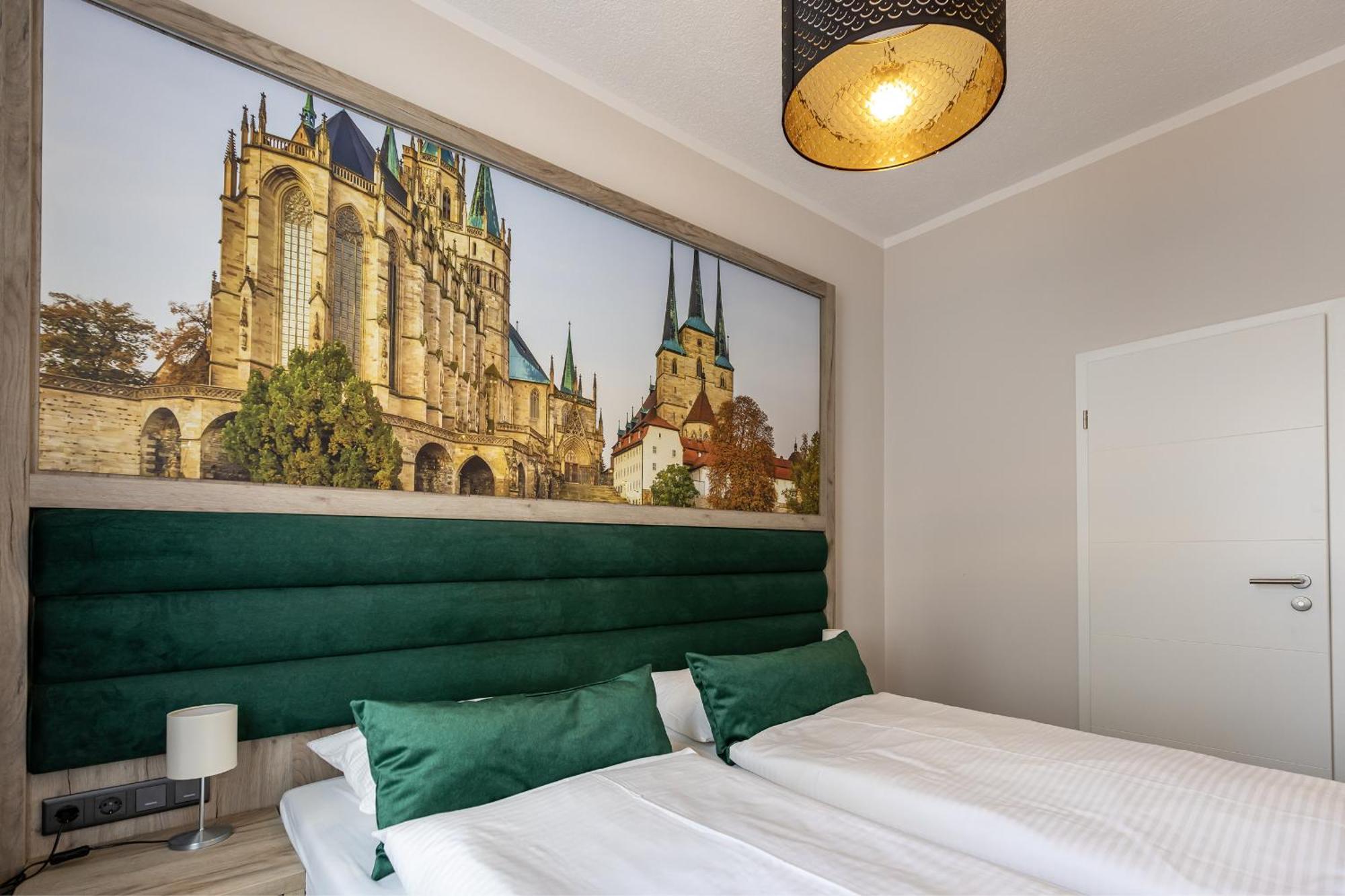 Hotel Garni " Am Domplatz" Erfurt Exterior photo